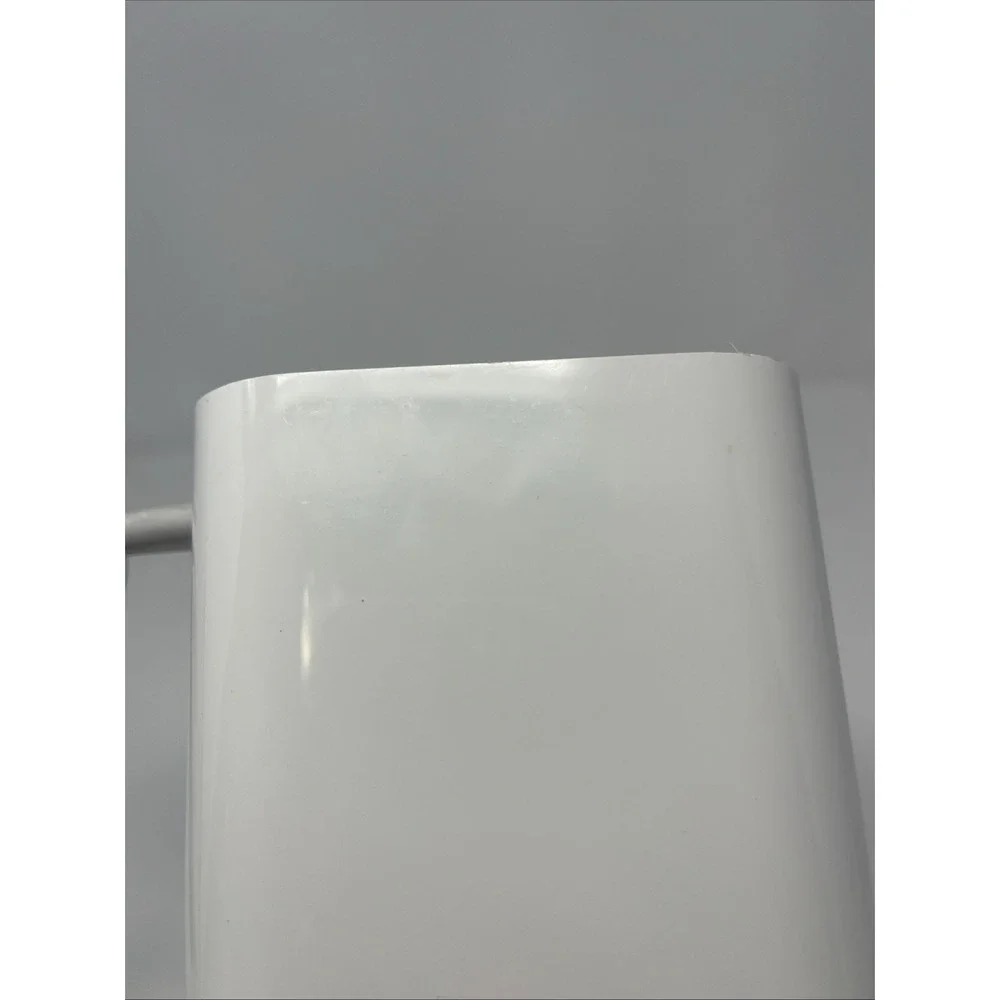 Apple AirPort Extreme Base Station‎ Wireless Router 6th Generation A1521 W/ Cord